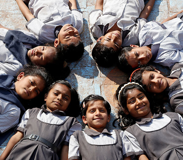 Young boys and girls pictured in ZPS School in Sanja village in Osmanabad district of  Maharashtra, India. ©UNICEF/UN0783523/Magray