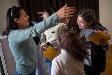 A group session for refugee adolescents and parents in Armenia. 