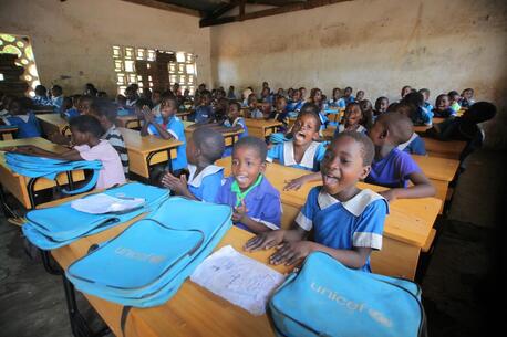 Lawrene O'Donnell and UNICEF USA's KIND Fund gives Malawi kids desks